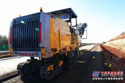 實力擔當 凱斯特F6銑刨機參建包茂高速包頭至東勝段改擴建工程